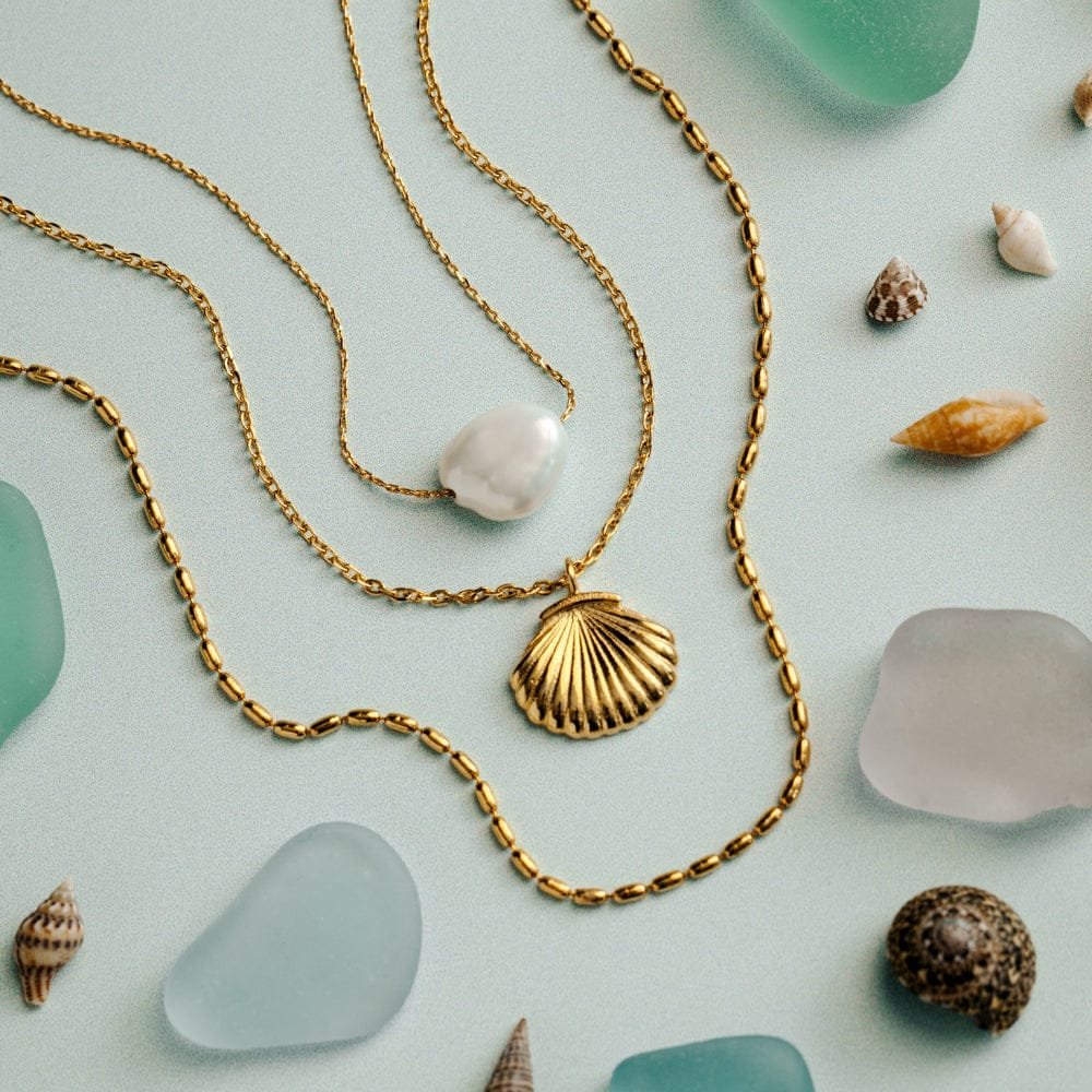 Pearl & Shell 3-Row Necklace - Image 4
